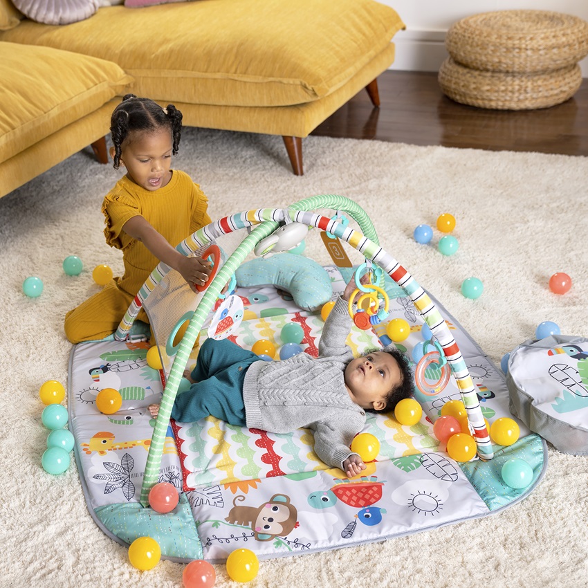 KIDS II BRIGHT STARTS PODLOGA ZA IGRU 5u1TOTALLY TROPICAL™ 0-36M - Slika 3